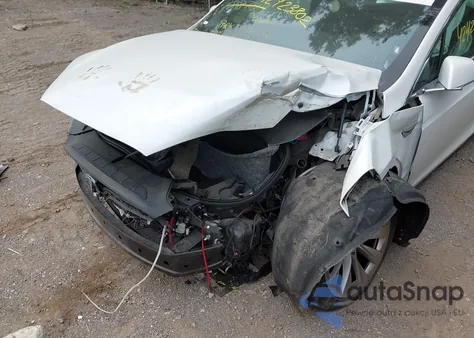 2019 Tesla Model X из США, поврежденный, VIN 5YJXCAE26KF188744